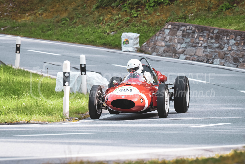 21. Arosa ClassicCar 2025 - 7. =September= 2025 | Philipp Husistein aus Rombach (SUI) in einem Cooper Climax T-45 F1 aus dem Jahre 1958 mit Startnummer 404 am Arosa ClassicCar 2025 in der Kategorie Competition Formula..@arosaclassiccar, @arosa.official, #arosaclassiccar, #arosa, #76curves, #classiccarBild: Sportfotografie Markus Aeschimann | www.markus-aeschimann.ch - Realisiert mit Pictrs.com
