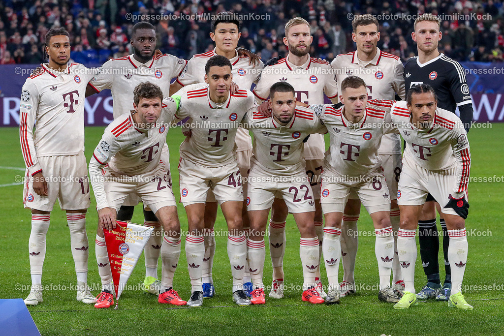 UCL10122402176 | 10.12.2024, Fußball, UEFA Champions League, Schachtar Donezk - FC Bayern München, Arena AufSchalke Gelsenkirchen, 8. Spieltag Saison 2024 2025: Teamfoto FC Bayern München mit der Startelf Hintere Riehe vL: Michael Olise (FC Bayern München, 17), Dayor Upamecano (FC Bayern München, 2), Minjae Kim (FC Bayern München, 3), Konrad Laimer (FC Bayern München, 27), Leon Goretzka (FC Bayern München, 8), Daniel Peretz (FC Bayern München, 18) Vordere Reihe v.L: Thomas Müller (FC Bayern München, 25), Jamal Musiala (FC Bayern München, 42), Raphael Guerreiro (FC Bayern München, 22), Joshua Kimmich (FC Bayern München, 6), Leroy Sane (FC Bayern München, 10) DFB regulations prohibit any use of photographs as image sequences and or quasi-video.