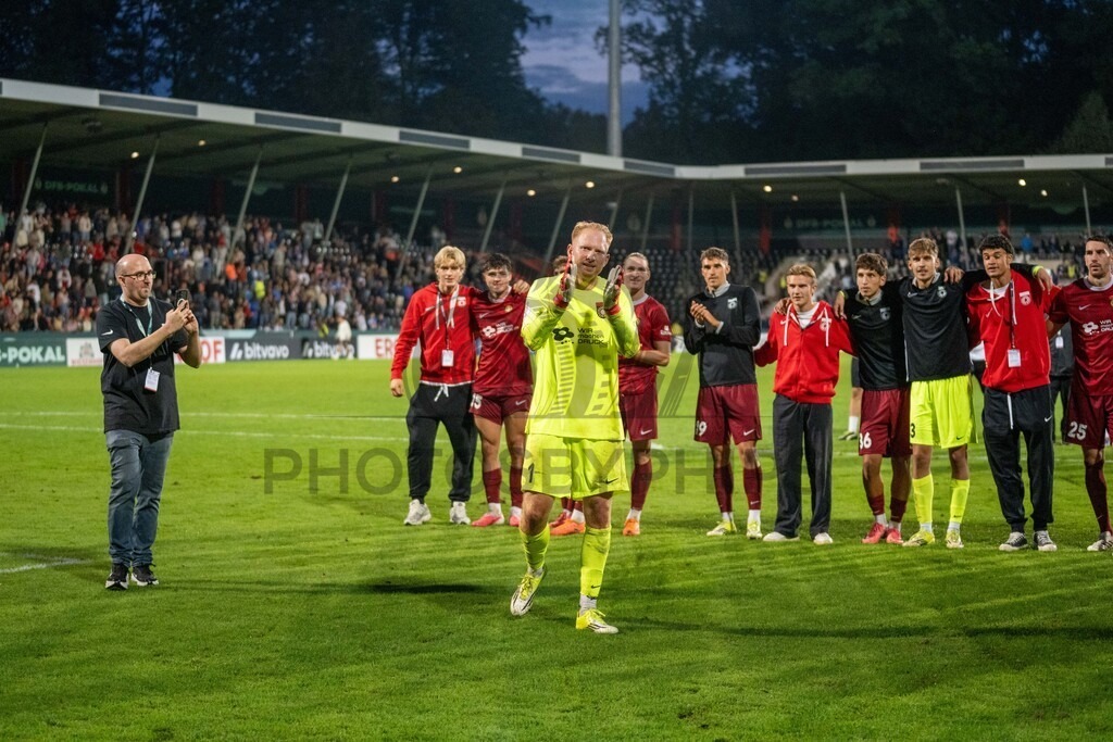 SG Sonnenhof Großaspach vs. Arminia Bielefeld, Fussball, DFB-Pokal, 1. Runde, 22.08.2026 | Maximilian Reule (SG Sonnenhof Großaspach, #01),SG Sonnenhof Großaspach vs. Arminia Bielefeld, Fussball, DFB-Pokal, 1. Runde, 22.08.2026,DFB regulations prohibit any use of photographs as image sequences and/or quasi-video