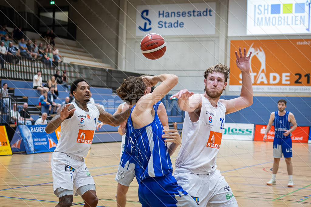 20250921_Picselweb-Fotografie_Meta_1R3_1068 | Basketball, Herren Regionalliga Nord, VfL Stade - ASC 46 Göttingen 80:62 - Realisiert mit Pictrs.com