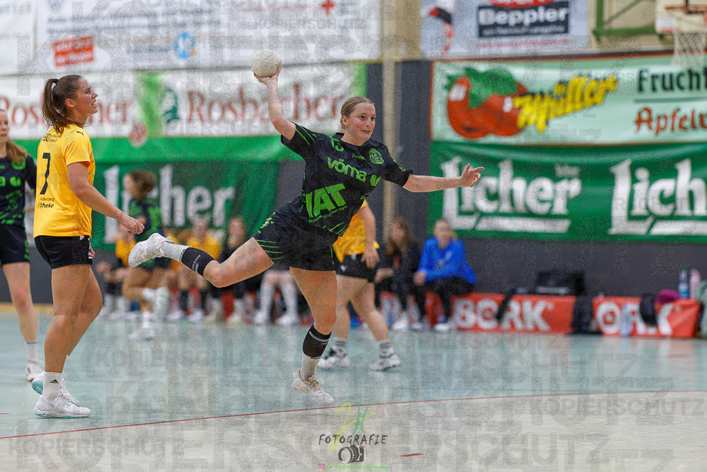 Frauen Oberliga Mitte (HHV); HSG Kleenheim/Langgöns II - HSG Eibelshausen/Ewersbach | Frauen Oberliga Mitte (HHV); HSG Kleenheim/Langgöns II - HSG Eibelshausen/Ewersbach am 01.11.2025 in Oberkleen (Weidig-Halle)Photo © 2025 - Jörg Heinrich - Realisiert mit Pictrs.com