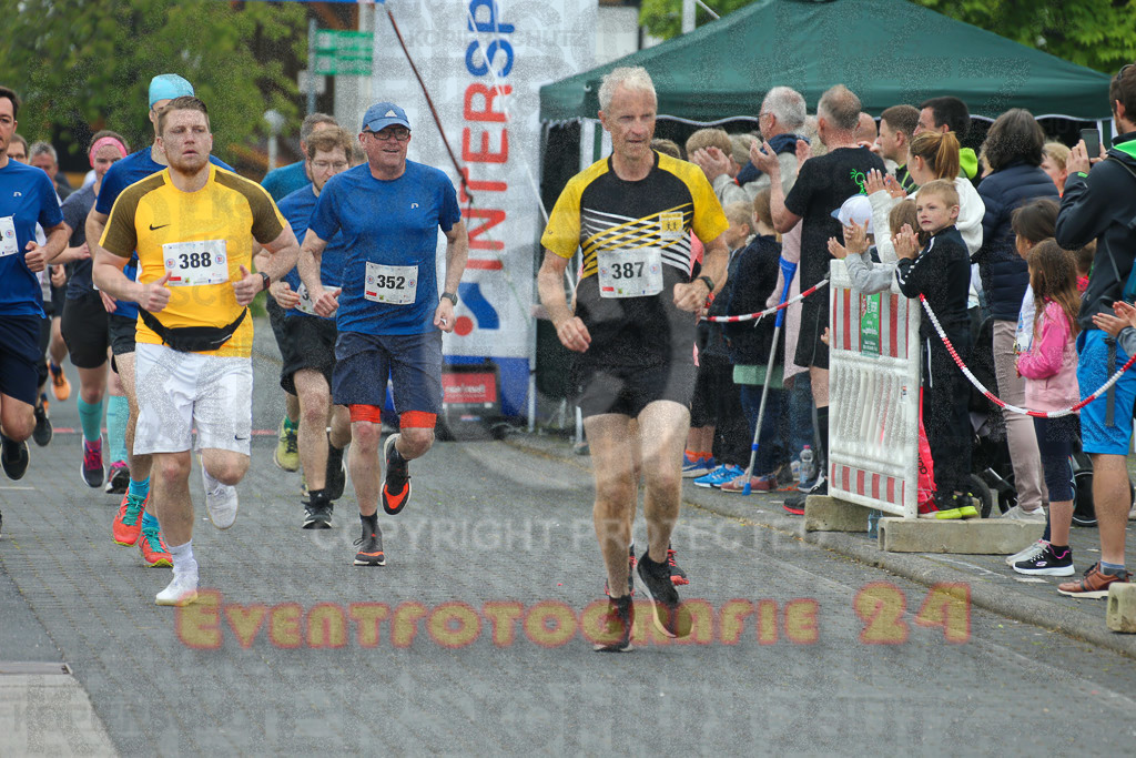 220508_0931_EX1_2959 | Sportfotografie im Rhein-Sieg Kreis, Köln, Bonn, NRW, Rheinland Pfalz, Hessen, etc. Unser Tätigkeitsfeld umfasst den Laufsport vom Volkslauf über den Marathon, Duathlon, Triathon bis zum Ultralauf wie Kölnpfad Ultra oder Schindertrail.