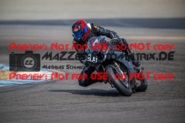 MaZZes_FotoMatrix_230410_7837 | ROT