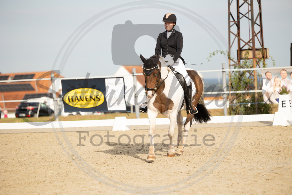 994A1054 | sabrinanicolaifotografie - Realisiert mit Pictrs.com