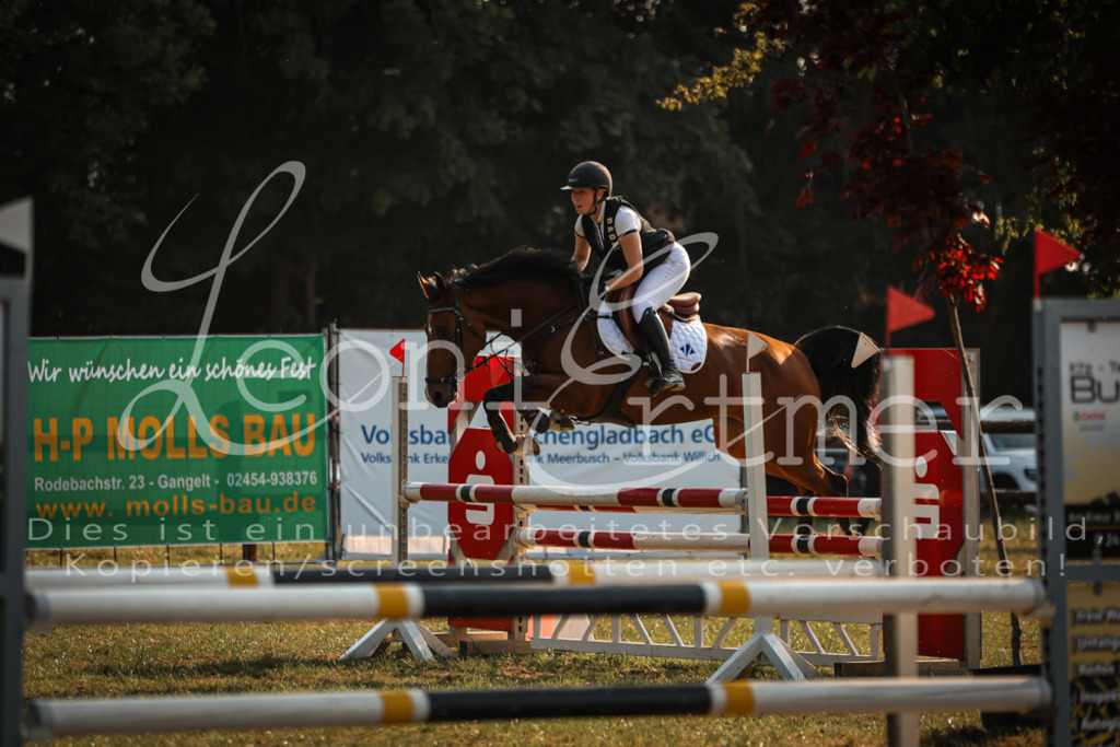 18.FrSpA00117 | Leoni Ertmer Photography - Realisiert mit Pictrs.com