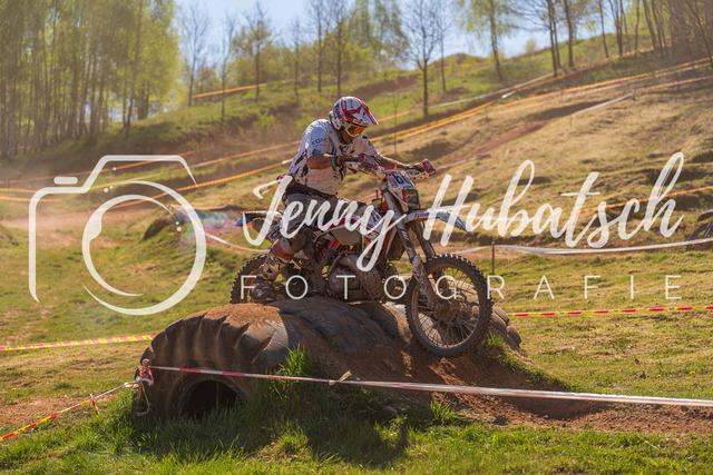 JHF.ECHT.4h.Samstag1334 | jennyhubatsch-endurofotografie