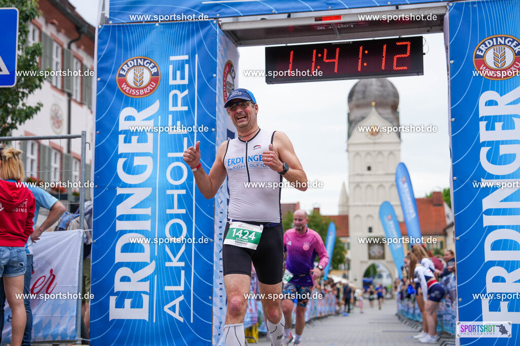 DSC02658 | Stadttriathlon Erding 2025. #yourpictrs #sportshot_your_pictrs @Sportshotphotography #stadttriathlonerding Copyright: www.sportshot.de