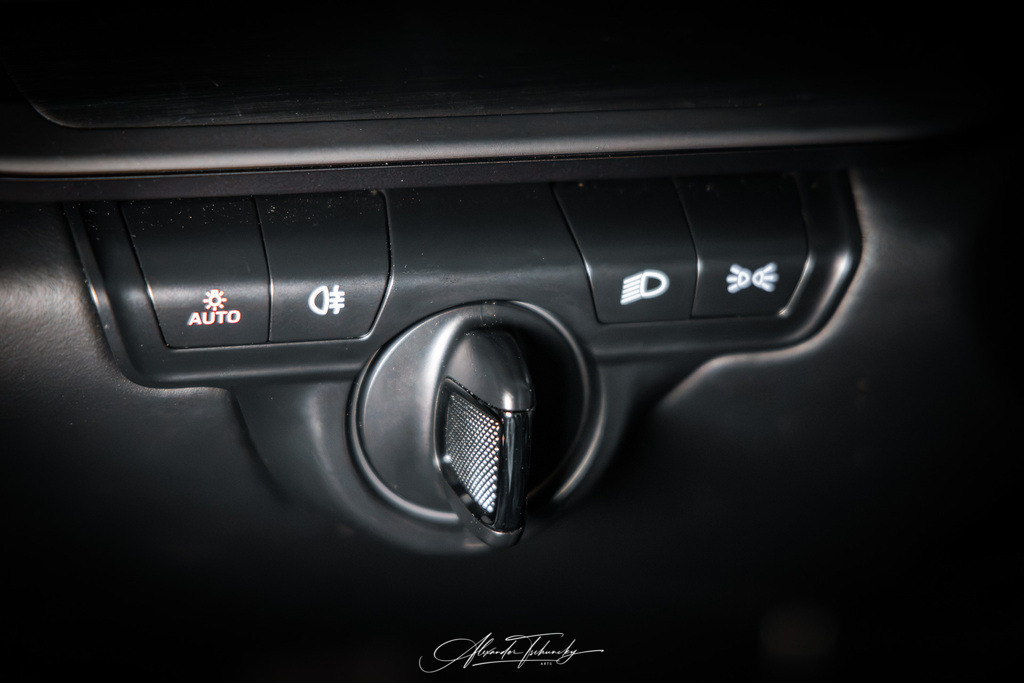 911 GT3 Touring Arlogrünmetallic | Entdecken Sie die faszinierende Welt von Alexander Tschuncky Arts: Kreative Fotografie, atemberaubende Automobilkunst und hochwertiger Bilderdruck. Lassen Sie sich inspirieren! - Realisiert mit Pictrs.com