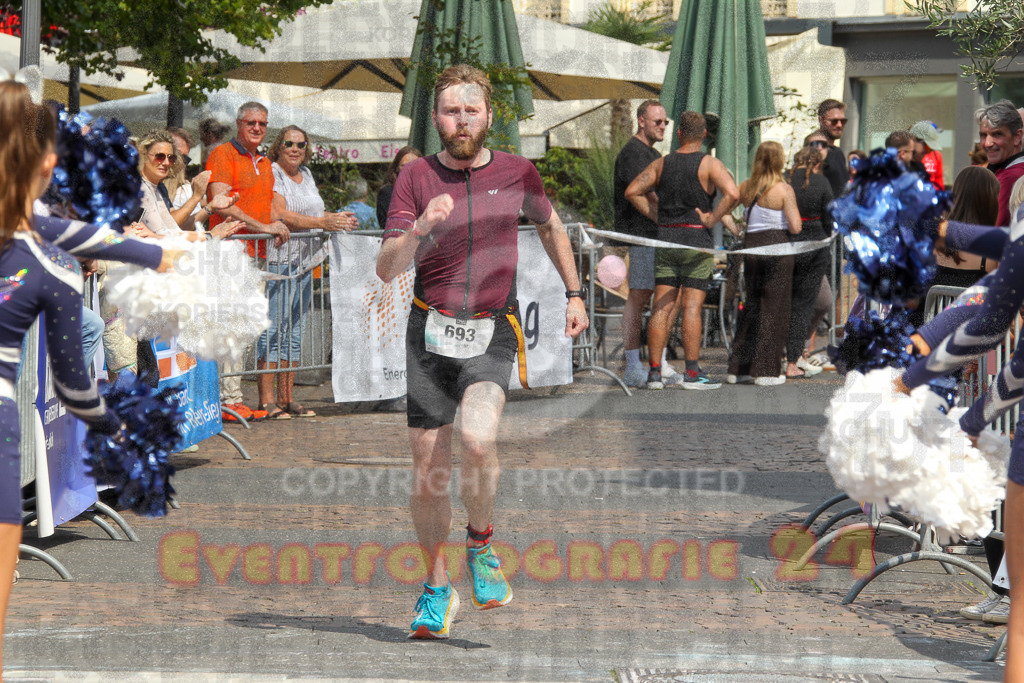 250824_1505_EV4_2635 | Sportfotografie im Rhein-Sieg Kreis, Köln, Bonn, NRW, Rheinland Pfalz, Hessen, etc. Unser Tätigkeitsfeld umfasst den Laufsport vom Volkslauf über den Marathon, Duathlon, Triathon bis zum Ultralauf wie Kölnpfad Ultra oder Schindertrail.
