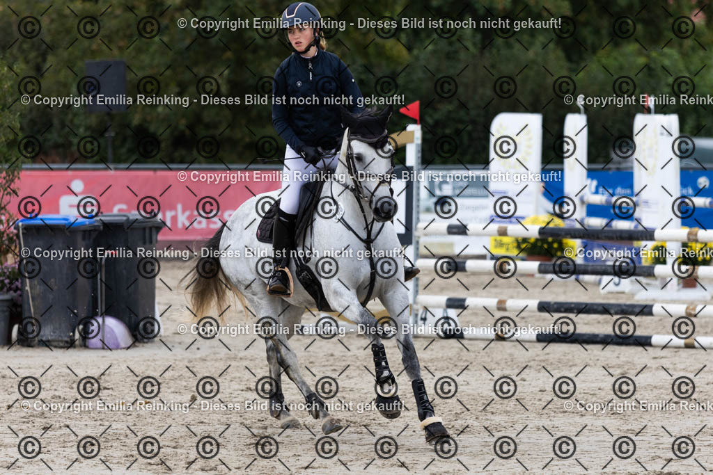 CL5A3093 | Emilia Reinking Fotografie - Realisiert mit Pictrs.com