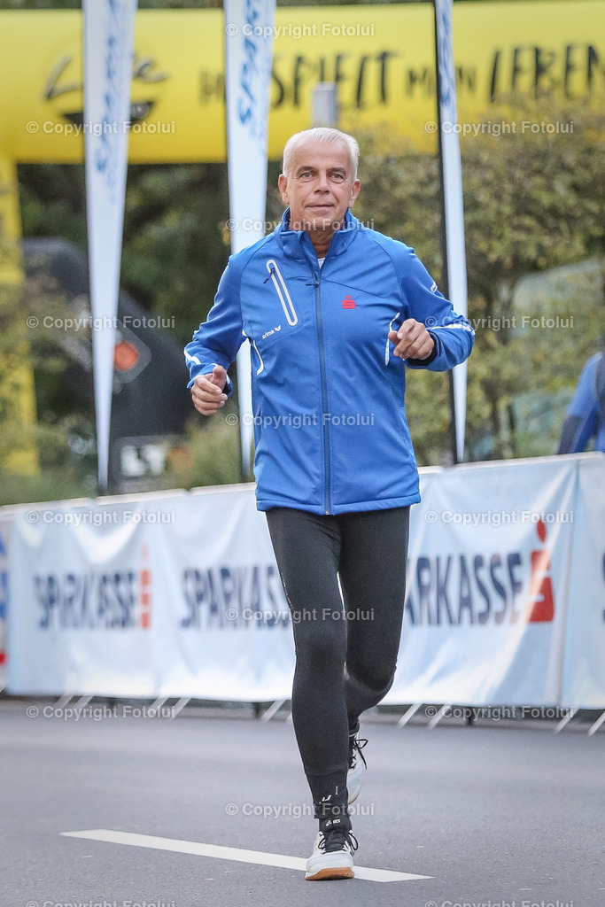 A-BINDER_20220922_0129 | LINZ,  AUSTRIA,22.Sept. 2022 - Night Run, Image shows Night Run.
Photo: Sportmediapics.com/ Manfred Binder