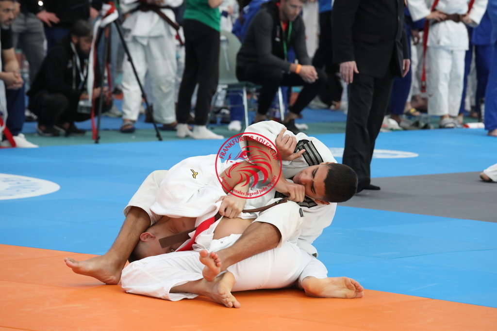 1J7A2121 | Fotos vom Adler Cup - Pictures from Adler Cup

Hier findet Ihr alle Eindrücke und großen Momente der Adler Cup Wochenenden. Here you will find all impressions and great moments of the Adler Cup weekends. - Realisiert mit Pictrs.com