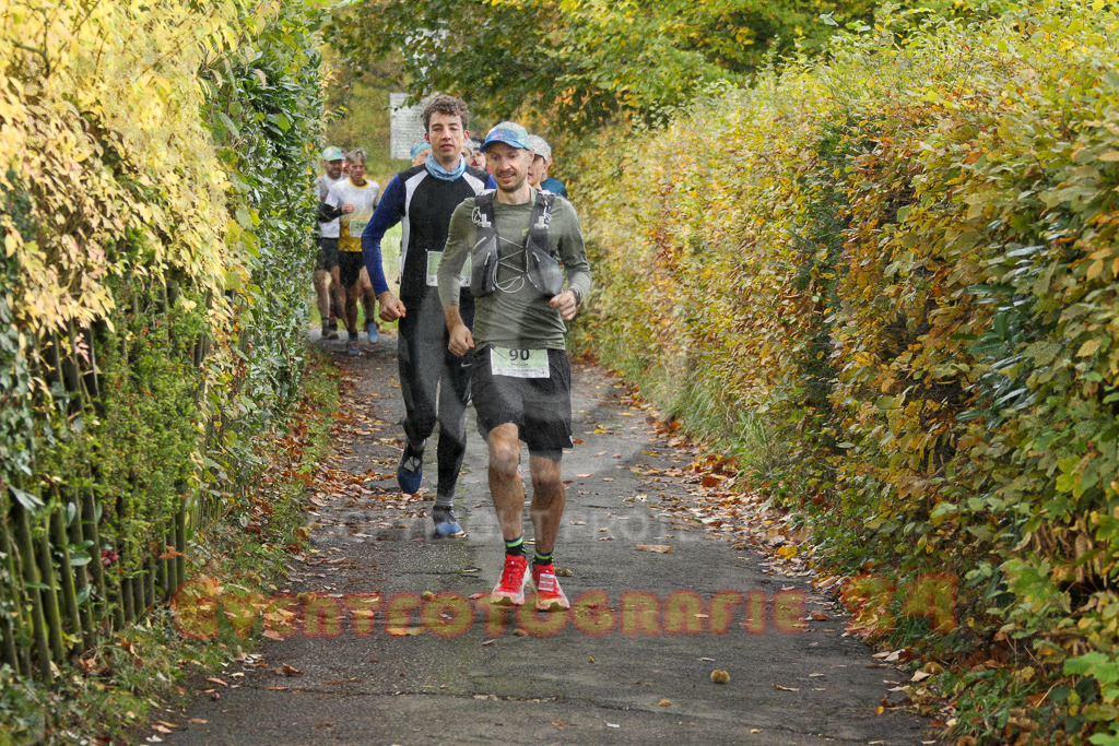 251026_1004_EV4_3894 | Sportfotografie im Rhein-Sieg Kreis, Köln, Bonn, NRW, Rheinland Pfalz, Hessen, etc. Unser Tätigkeitsfeld umfasst den Laufsport vom Volkslauf über den Marathon, Duathlon, Triathon bis zum Ultralauf wie Kölnpfad Ultra oder Schindertrail.