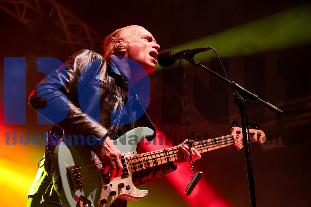 Zeltfestival Ruhr 2024 - Mr. Big  {date} -  | {headline}(Foto: Sebastian Sendlak / BOND) - Realisiert mit Pictrs.com