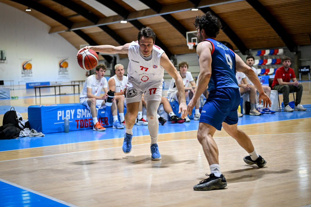 gml_023 | Fotos von Basketballspielen aus dem Raum NRW fotografiert von Gero Mueller-Laschet und Daniel Schaefer - Realisiert mit Pictrs.com