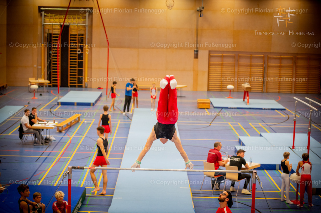 Promo-31 | "Fussifoto.com – Ihr Ansprechpartner für hochwertige Fotografie! Entdecken Sie kreative Bilder und professionelle Dienstleistungen. Kontaktieren Sie uns für Ihre Projekte!"