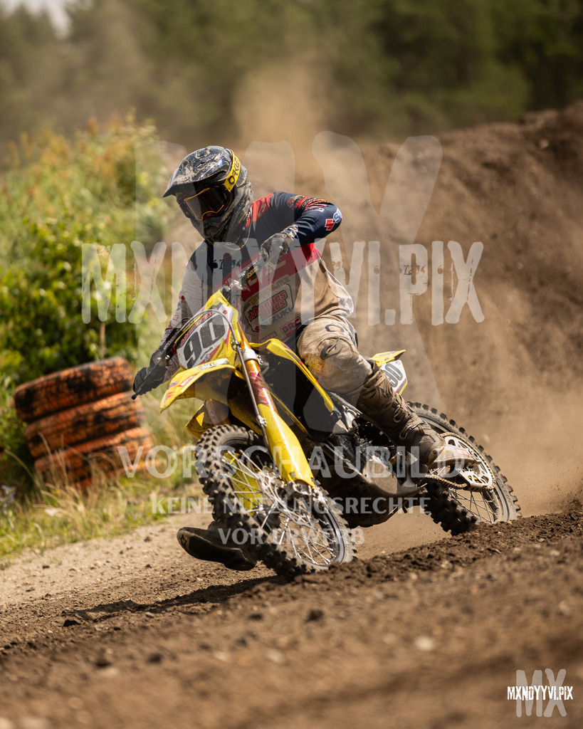 866A1744 | mxndyyvipix