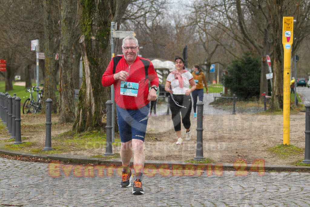 231231_1032_EV4_8938 | Sportfotografie im Rhein-Sieg Kreis, Köln, Bonn, NRW, Rheinland Pfalz, Hessen, etc. Unser Tätigkeitsfeld umfasst den Laufsport vom Volkslauf über den Marathon, Duathlon, Triathon bis zum Ultralauf wie Kölnpfad Ultra oder Schindertrail.