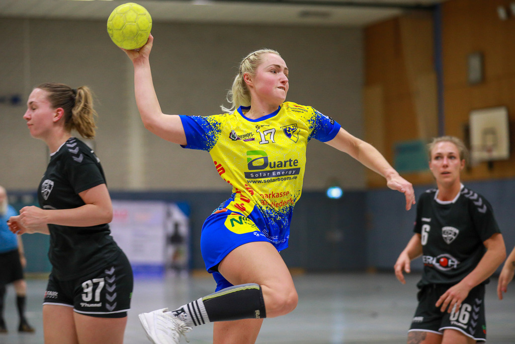 SVN_TvVoerde_021124_026 | Bildergalerie von Sport-Ereignissen aber auch von weiteren spannenden Dingen - nicht nur vom Niederrhein. In Anlehnung an den bekannten Spruch von Hanns Dieter Hüsch heißt das Motto: "Niederrhein ist überall".  - Realisiert mit Pictrs.com