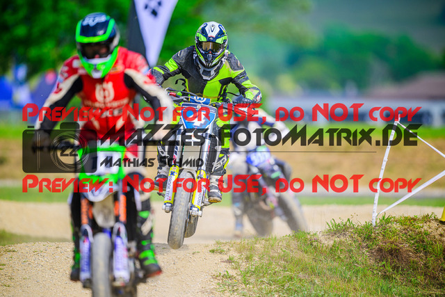 MaZZes_FotoMatrix_240608_6007705_4752 | YOUNGSTER