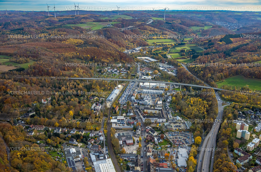 Hagen251102068 | Luftbild, Volmeabstieg Hochstraße mit Gewerbegebiet Delsterner Straße, Eilpe, Hagen, Ruhrgebiet, Nordrhein-Westfalen, Deutschland