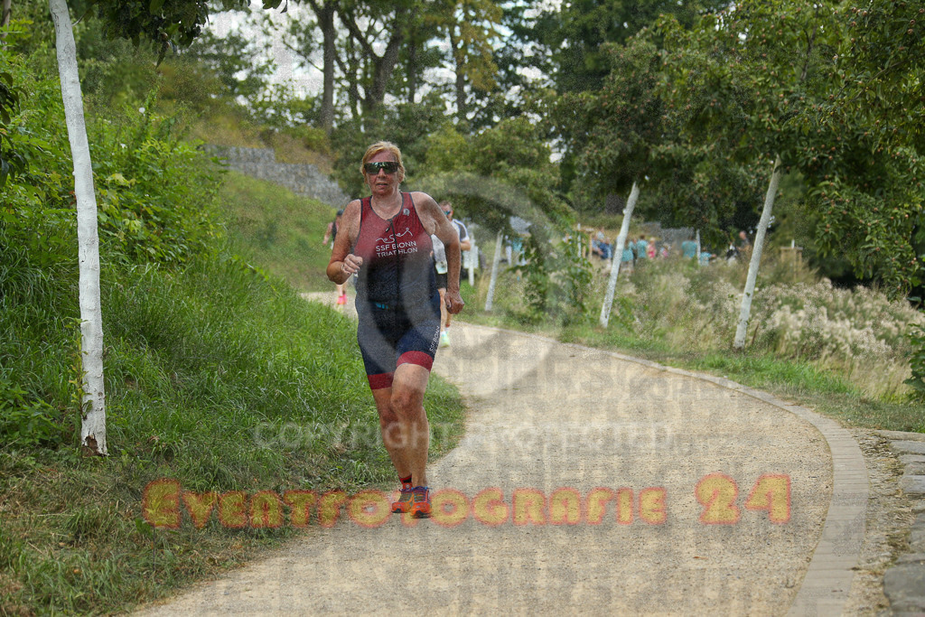 250824_1353_EX1_4166 | Sportfotografie im Rhein-Sieg Kreis, Köln, Bonn, NRW, Rheinland Pfalz, Hessen, etc. Unser Tätigkeitsfeld umfasst den Laufsport vom Volkslauf über den Marathon, Duathlon, Triathon bis zum Ultralauf wie Kölnpfad Ultra oder Schindertrail.