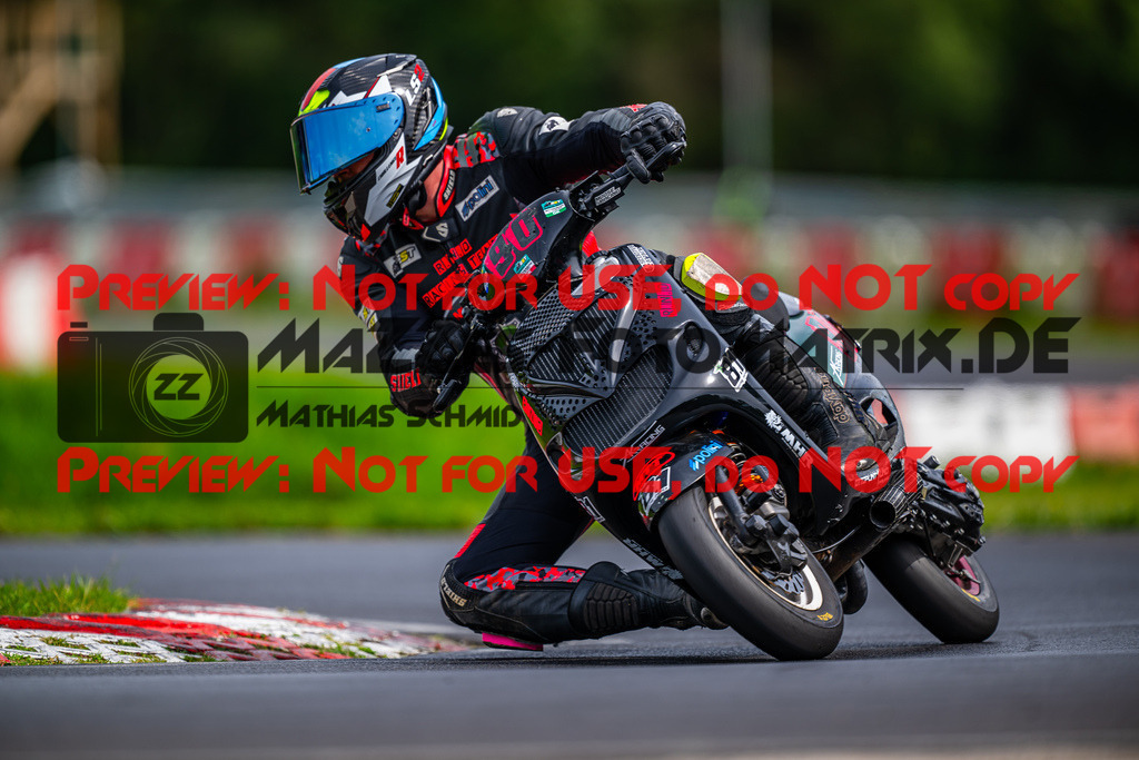 MaZZes_FotoMatrix_230824_9885 | Fotograf Mathias Schmid
Sportfotograf,
Eventfotograf,
Hochzeitsfotograf,
Portraitfotograf