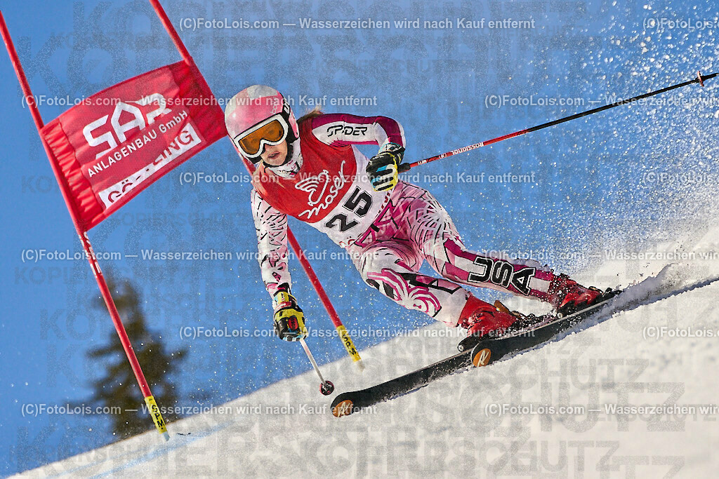 ALP4552_WCM-SuperGiant_Kat-C_Brunner Christine | (C)FotoLois.com, Alois Spandl, World Criterium Masters Ski Alpin 2023 Hochkar, SuperGiantSlalom, Kategorie C, Mi 22. März 2023.