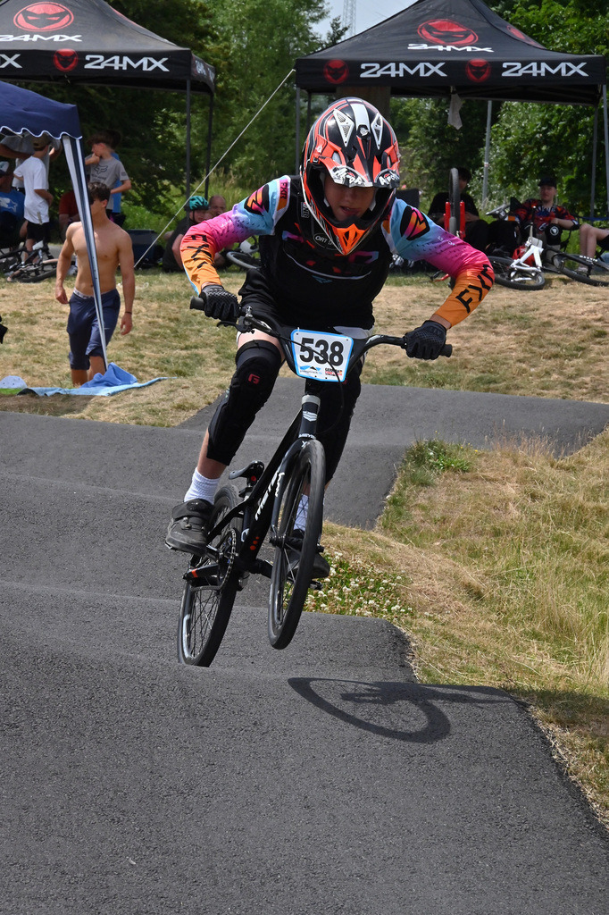 DSC_7264-cam-florian | German Pumptrack Series - Realisiert mit Pictrs.com