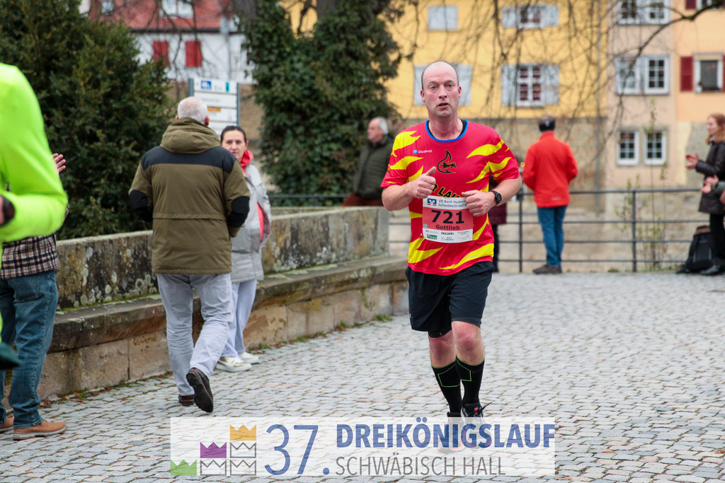 VR Bank Hauptlauf 10000m | 3 Koenigslauf 2023 - Realisiert mit Pictrs.com