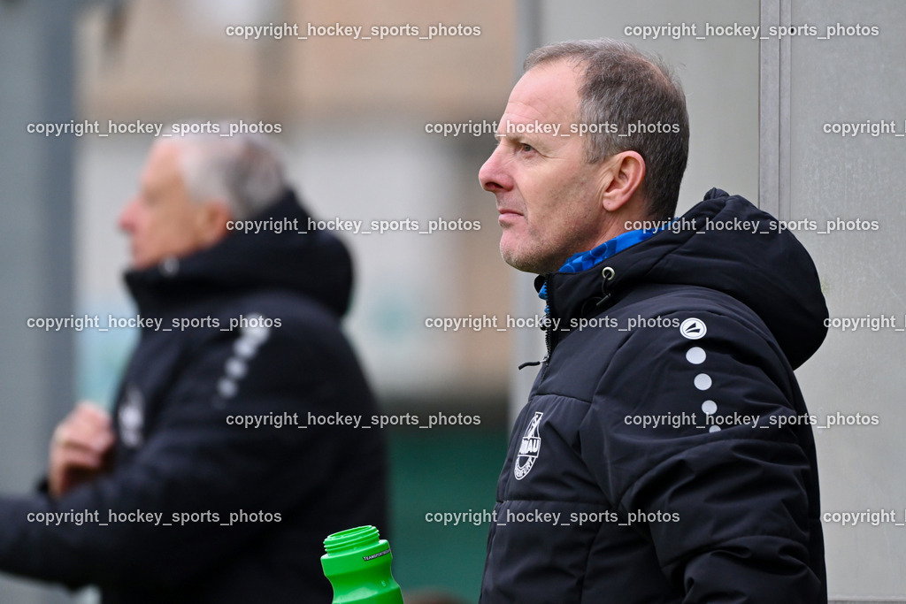 SV Donau vs. FC Nussdorf Debant | Headcoach SV Donau Kurt Stuck,SV Donau vs. FC Nussdorf Debant, SV Donau vs. FC Nussdorf Debant am 08.11.2025 in Klagenfurt (Sportplatz Donau), Austria, (Photo by Bernd Stefan)