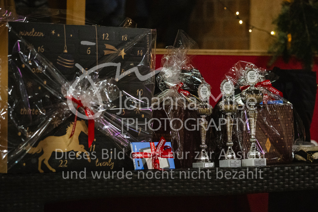 231118_PonyTrophy-298 | Deine schönsten Turniermomente als professionelle Fotos! Entdecke hochwertige Pferdesport-Fotografie im Online-Shop. Jetzt Fotos finden & bestellen!