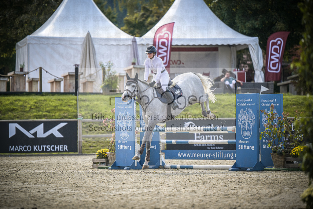 DOS_7705 | Entdecke hochwertige Reitturnierfotos von Foto Oger. Professionell, emotional und authentisch – jetzt Lieblingsmomente im Shop bestellen.Deutschlandweite Turnierfotografie. - Realisiert mit Pictrs.com