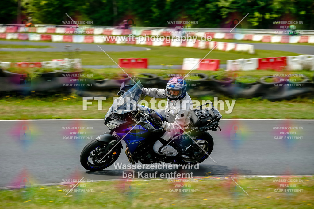 VBK-4849 | Hier findet Ihr Bilder von Touristenfahrten auf der Nürburgring Nordschleife oder von anderen Veranstaltungen die ich besucht habe. Viel Spass beim Durch Schauen 