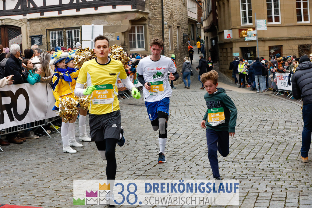 5km Roewisch Wohnbau Cup | 3 Koenigslauf 2024 5km Roewisch Wohnbau Cup - Realisiert mit Pictrs.com