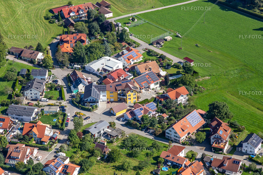 Ortsteil Heißen | Luftbild: Ortsteil Heißen im Ortsteil Heißen in Vogt im Bundesland Baden-Württemberg in Deutschland. Foto: IMG_129115.jpg vom 04.09.2021 durch ©2025 Werner Riehm fly-foto.de/copyright - Realisiert mit Pictrs.com