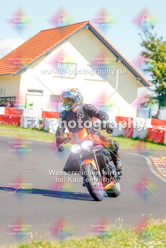 _MOT9026 | Hier findet Ihr Bilder von Touristenfahrten auf der Nürburgring Nordschleife oder von anderen Veranstaltungen die ich besucht habe. Viel Spass beim Durch Schauen 