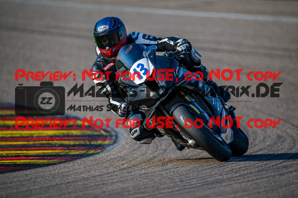 MaZZes_FotoMatrix_240504_6007705_6083 | STK1000