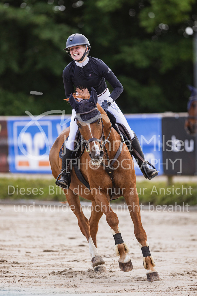 250530_MayDays_L-Spr-416 | Deine schönsten Turniermomente als professionelle Fotos! Entdecke hochwertige Pferdesport-Fotografie im Online-Shop. Jetzt Fotos finden & bestellen!