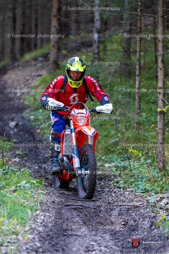 fuernholzer_251026-C2-88 | Fotografische Impressionen von der Red Stag Enduro Extreme by fuernholzer-photography.com. Endurosport in Österreich fotografisch festgehalten von fuernholzer. Auftragsfotografie für Private, Gewerbefotos und Industriefotografie. Eventfotografie, Sportfotografie und Motorsportfotografie. Anbieter von Fotoworkshops, Fototraining, fotografischen Vorträgen und Fotoseminaren.