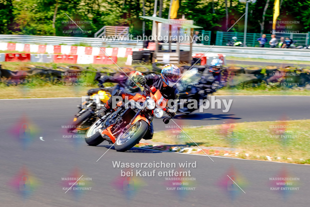 _MOT9328 | Hier findet Ihr Bilder von Touristenfahrten auf der Nürburgring Nordschleife oder von anderen Veranstaltungen die ich besucht habe. Viel Spass beim Durch Schauen 