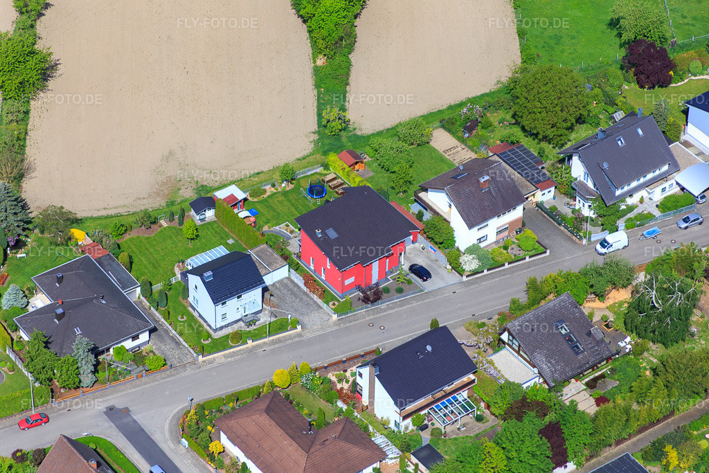 Luftbild: Konrad-Adenauer-Ring in Hagenbach im Bundesland Rheinland-Pfalz in Deutschland. Foto: IMG_078498.jpg vom 08.05.2015 durch Werner Riehm/FLY-FOTO.de