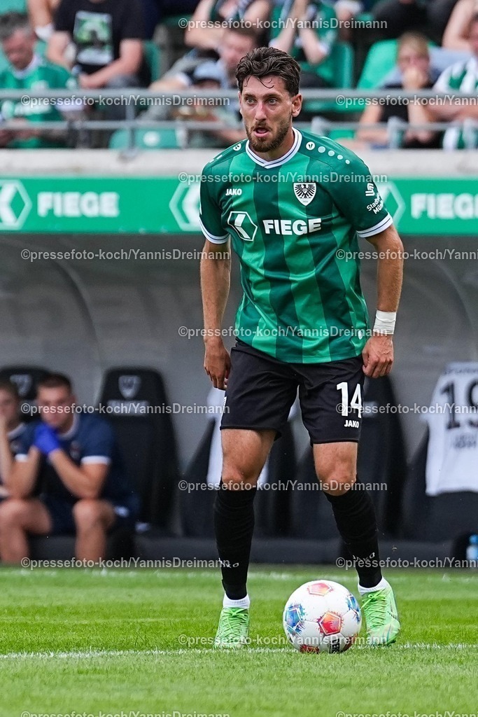xYDR26072501102 | 26.07.2025, xydrx, Fußball, SC Preußen Münster - Viktoria Köln, Testspiel, LVM-Preußenstadion: Haralambos Makridis (SC Preußen Münster #14)