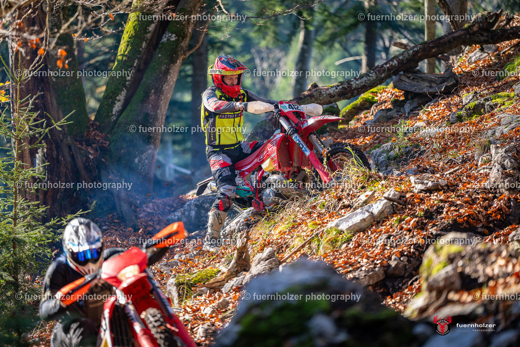 fuernholzer_241026-C2-21 | Fotografische Impressionen von der Red Stag Enduro Extreme by fuernholzer-photography.com. Endurosport in Österreich fotografisch festgehalten von fuernholzer. Auftragsfotografie für Private, Gewerbefotos und Industriefotografie. Eventfotografie, Sportfotografie und Motorsportfotografie. Anbieter von Fotoworkshops, Fototraining, fotografischen Vorträgen und Fotoseminaren.