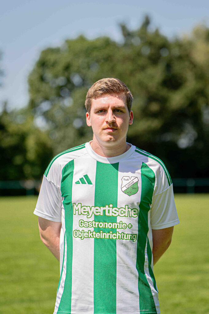 Fußball I Herren I Saison 2026-2027 I Mannschaftsfoto I TuS Lutten I Bezirksliga Weser-Ems 4 I 29353 | jns.sportfotos - Realisiert mit Pictrs.com