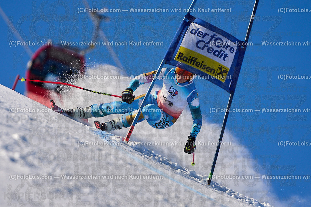 ALP3629_MASTERS-Cup_GS-C Damen_Tumova Dagmar | (C)FotoLois.com, Alois Spandl. FIS Masters-Cup Wildschönau, Giant Slalom auf der Piste Schatzberg GS, Siegerehrung auf dem Dorfplatz Niederau, Sa 13. Januar 2024.