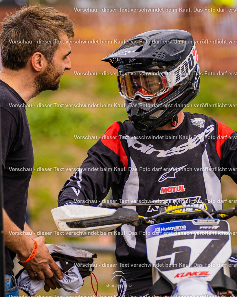 04_13_Bensdorf_MX1-1781 | Sportfotografin aus Berlin-Brandenburg mit Fokus auf Motocross. Ich halte deine sportliche Leistung und echte Emotionen auf und neben der Strecke professionell fest. Entdecke die Fotos von deinem Rennen und bestelle sie direkt hier im Shop.