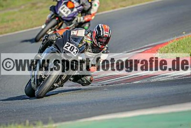 spof7081 | Professionelle Fotos von Sportveranstaltungen, aber auch Hochzeiten und anderen Events. - Realisiert mit Pictrs.com