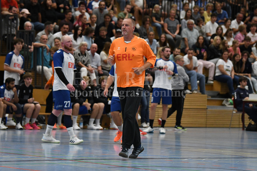 HC Deggendorf : SSG Metten | Werner Blöchinger  (HC Deggendorf) - Realisiert mit Pictrs.com