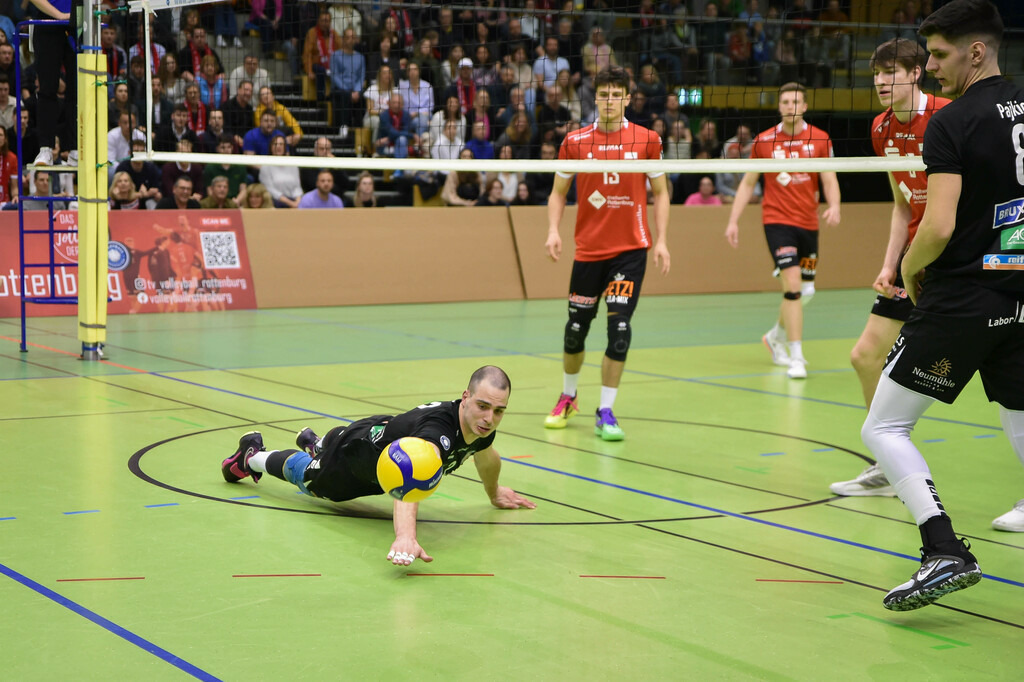 2023-04-01-0156 | Ralph Kunze - Realisiert mit Pictrs.com